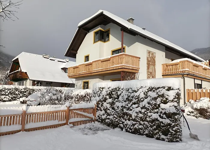 Haus Katris