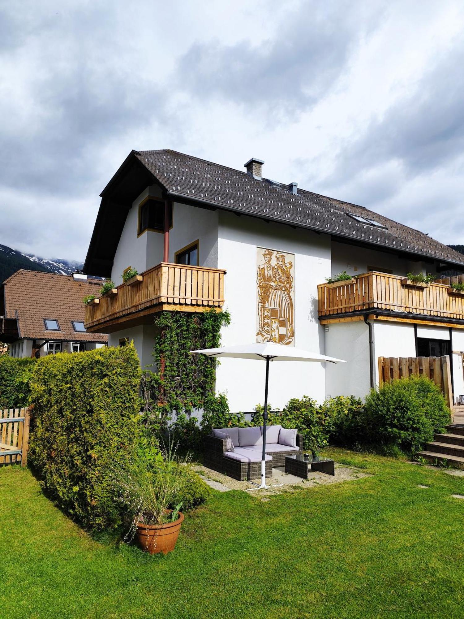 Haus Katris